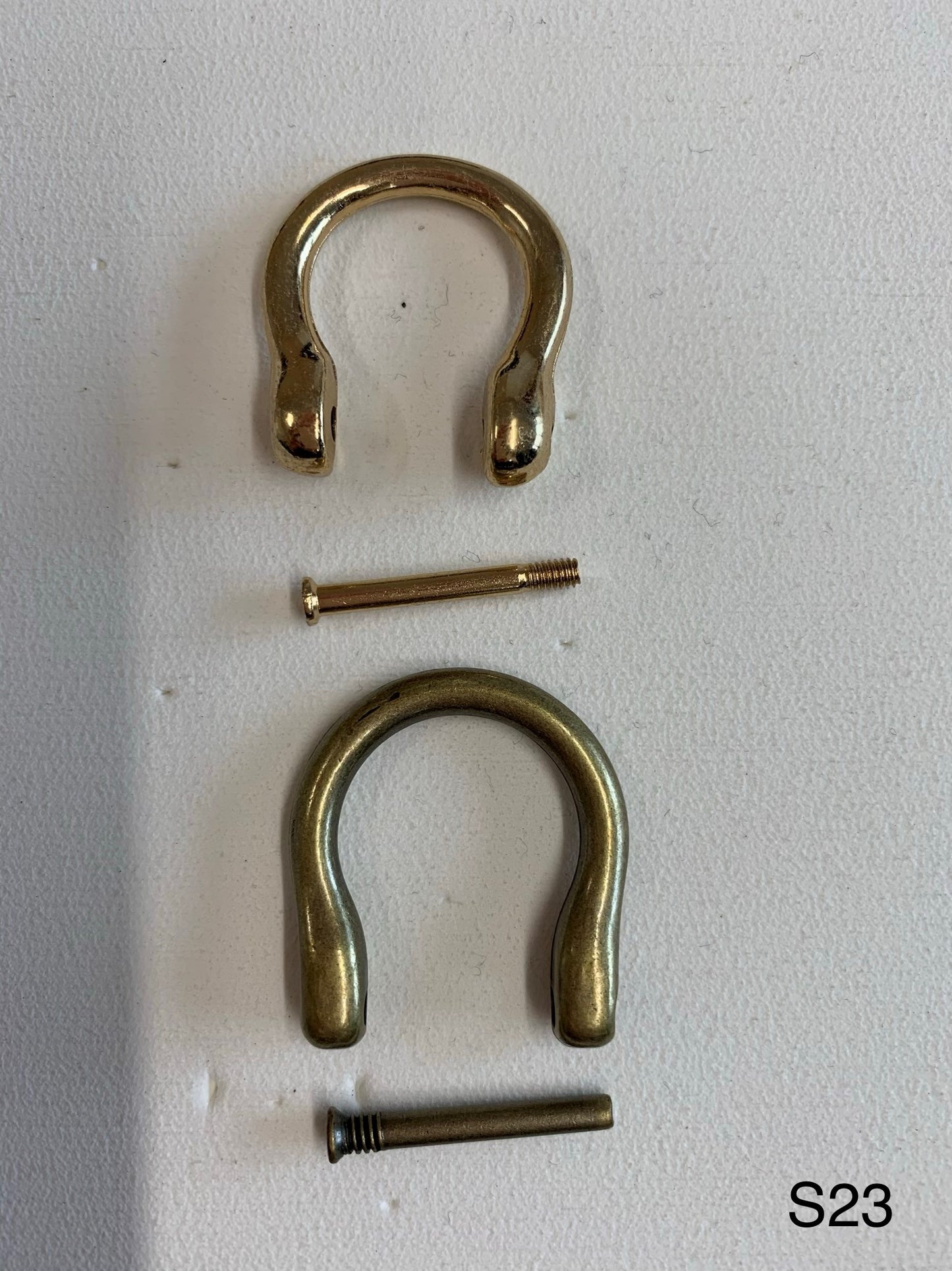 Handle Fixings (S23)